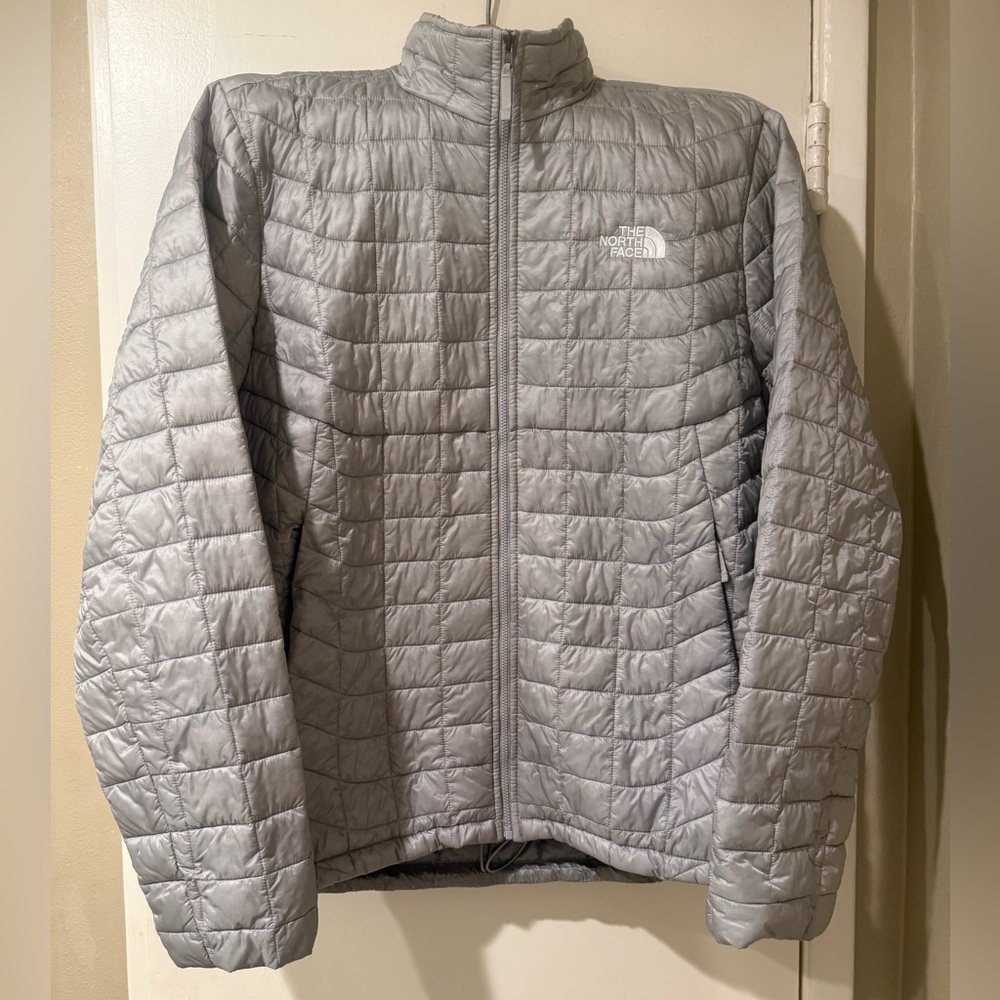 Men’s The North Face Thermoball Puffer Jacket (Grey)